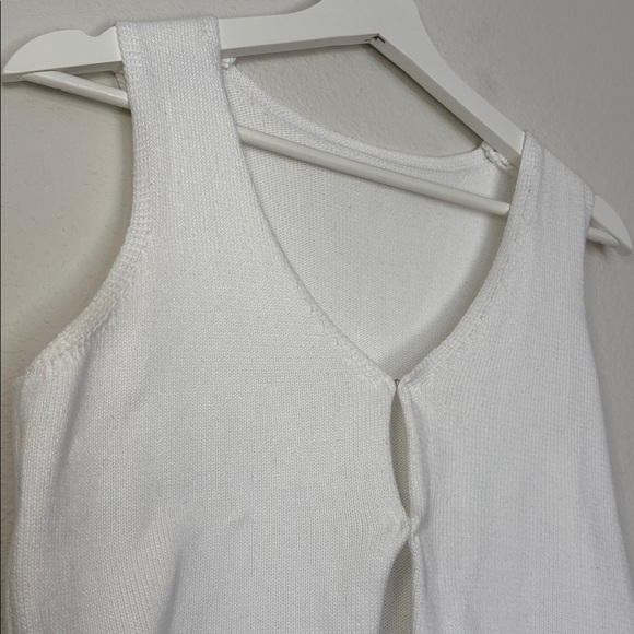 White Knit Crop Sweater Vest Tank Top medium - Picture 3 of 5